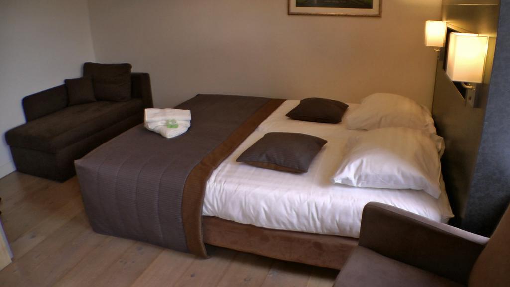 Bed And Breakfast Hoeve Chapeau Katwoude Room photo